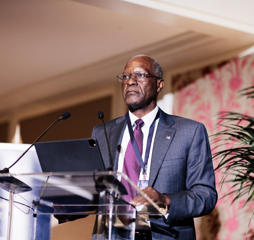 Les dirigeants africains doivent trouver des moyens d'encourager les investissements p&eacute;troliers et gaziers en cours