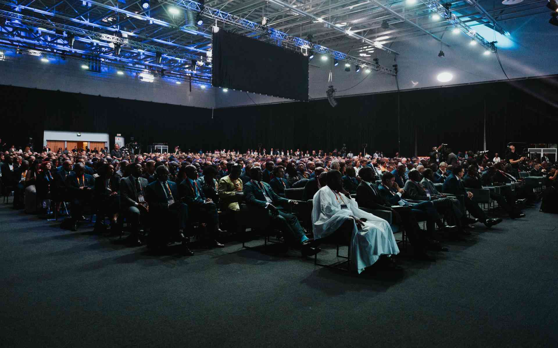 Key Investor Takeaways from AEW 2025 – Setting the Stage for Paris Deals